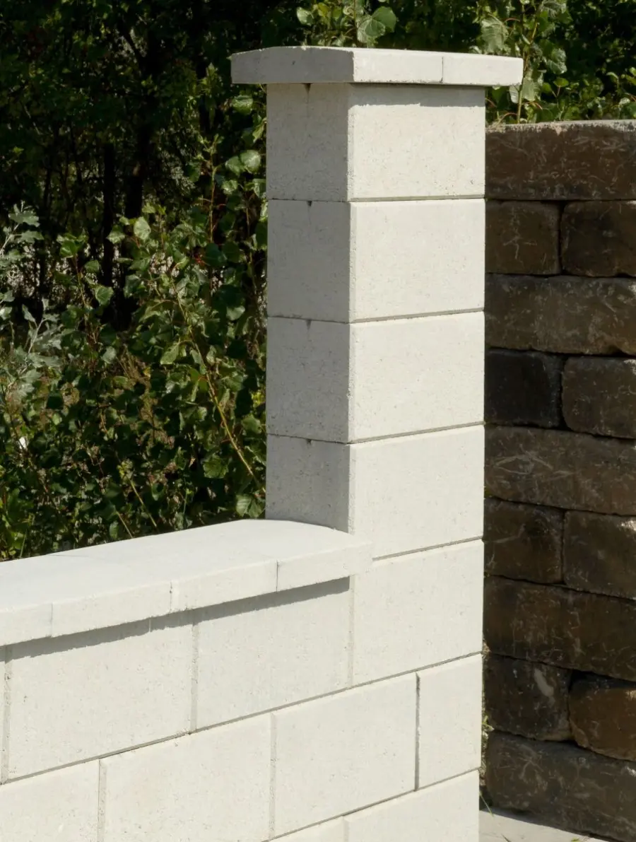 Fence with pillars