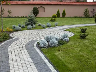 Korzó Vario
