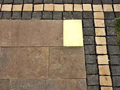 KK LONDON Világító térkő